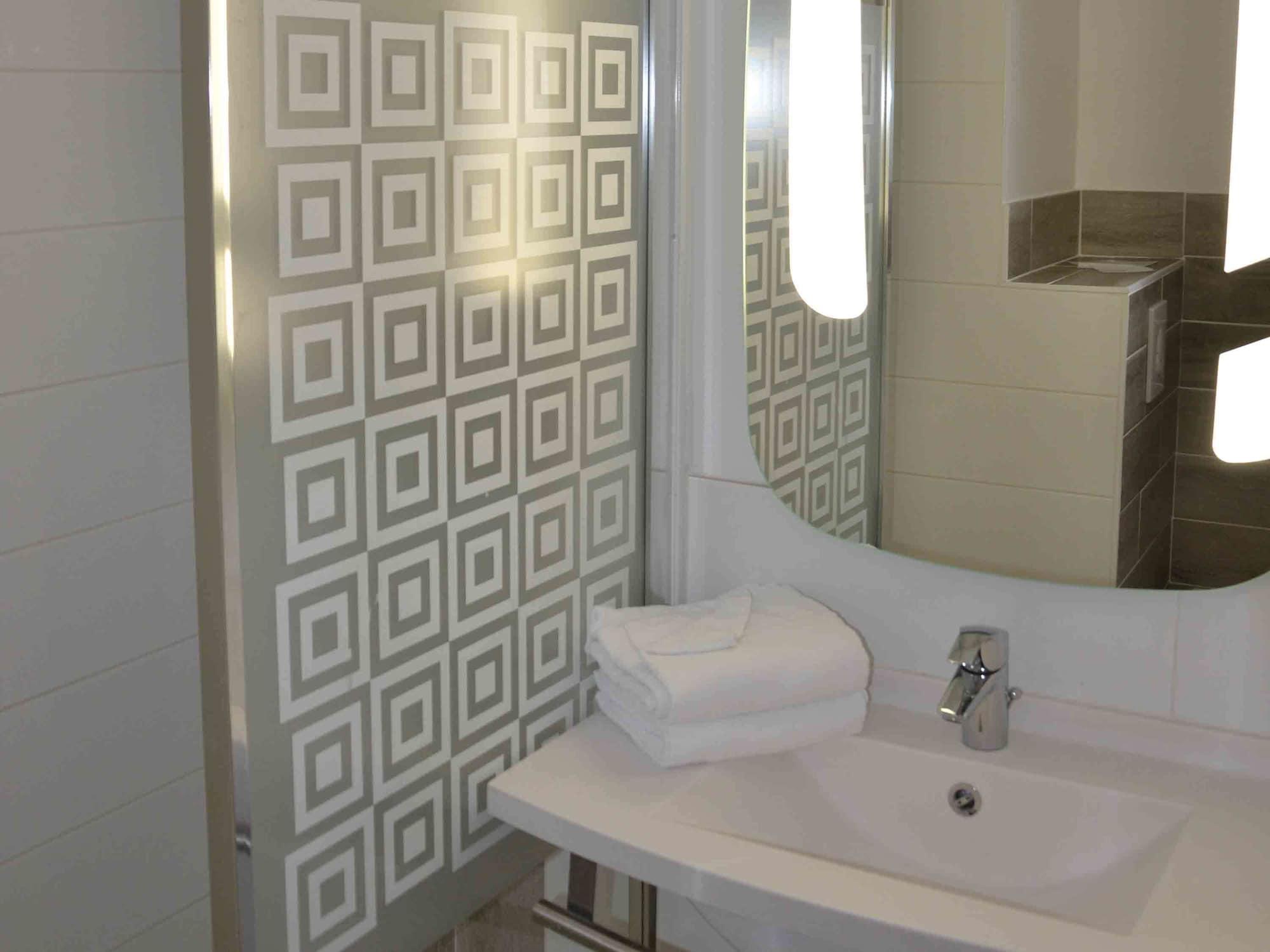 Отель Ibis Europe Chalon Sur Saone Экстерьер фото